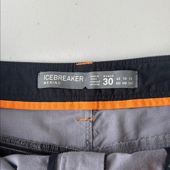 Icebreaker Gray Destiny Skirt Lightweight
Merino Wool Blend - Picture 12 of 16